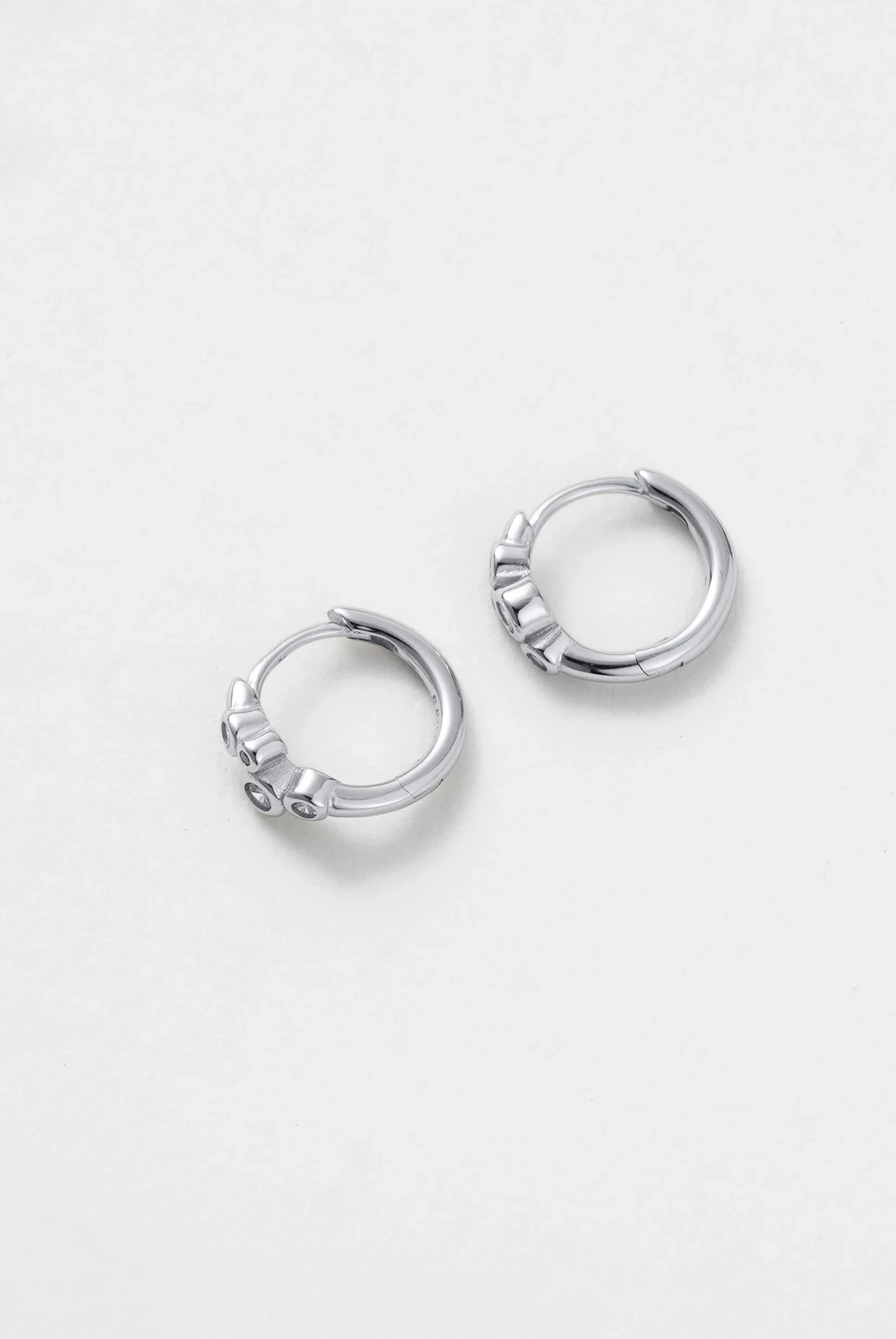 Amy Mini Huggie - Silver - Image 2