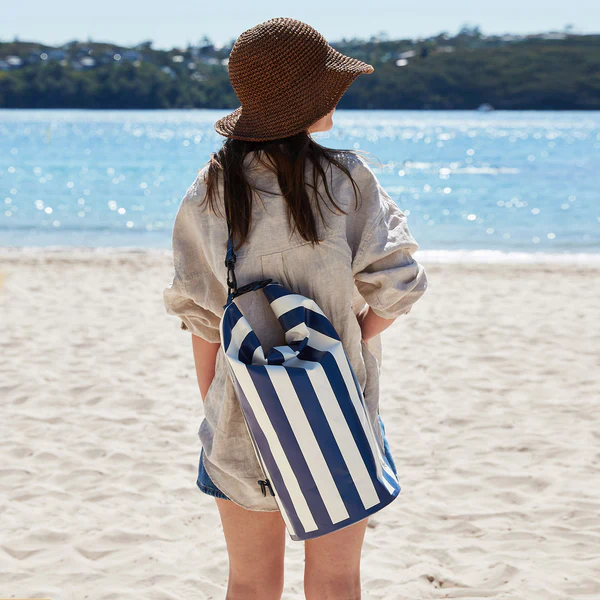 Dry bag - Medium - Whitsunday Blue - Image 5