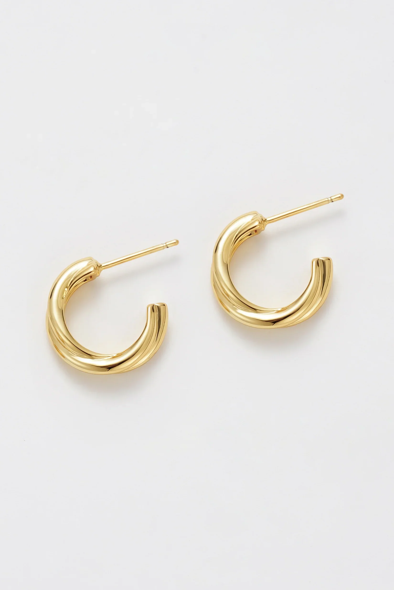 Eloise Hoop - Gold - Earrings - Image 3