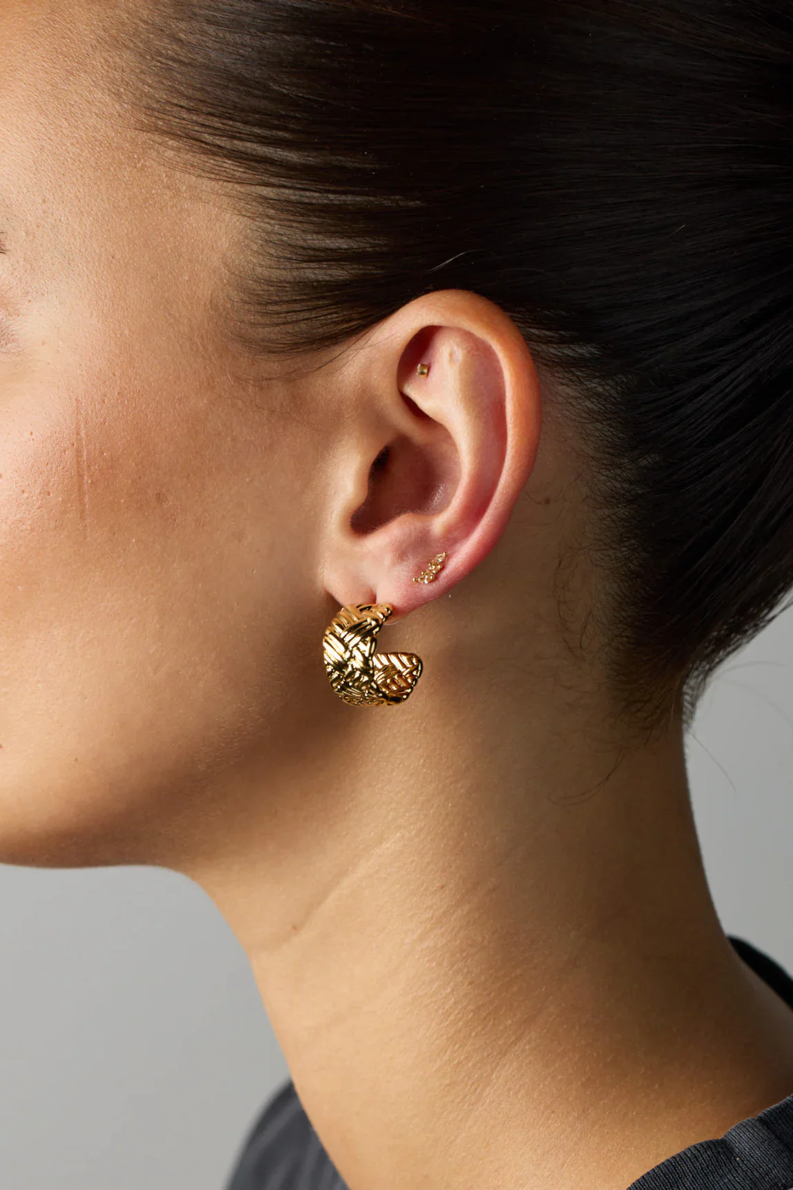 Maisy Hoop - Gold - Essential Earring - Image 2