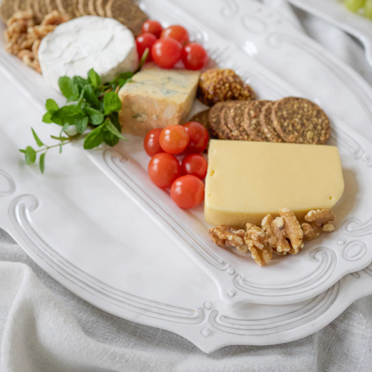 Melamine French Grey Oval Platter - 50cm - Image 3