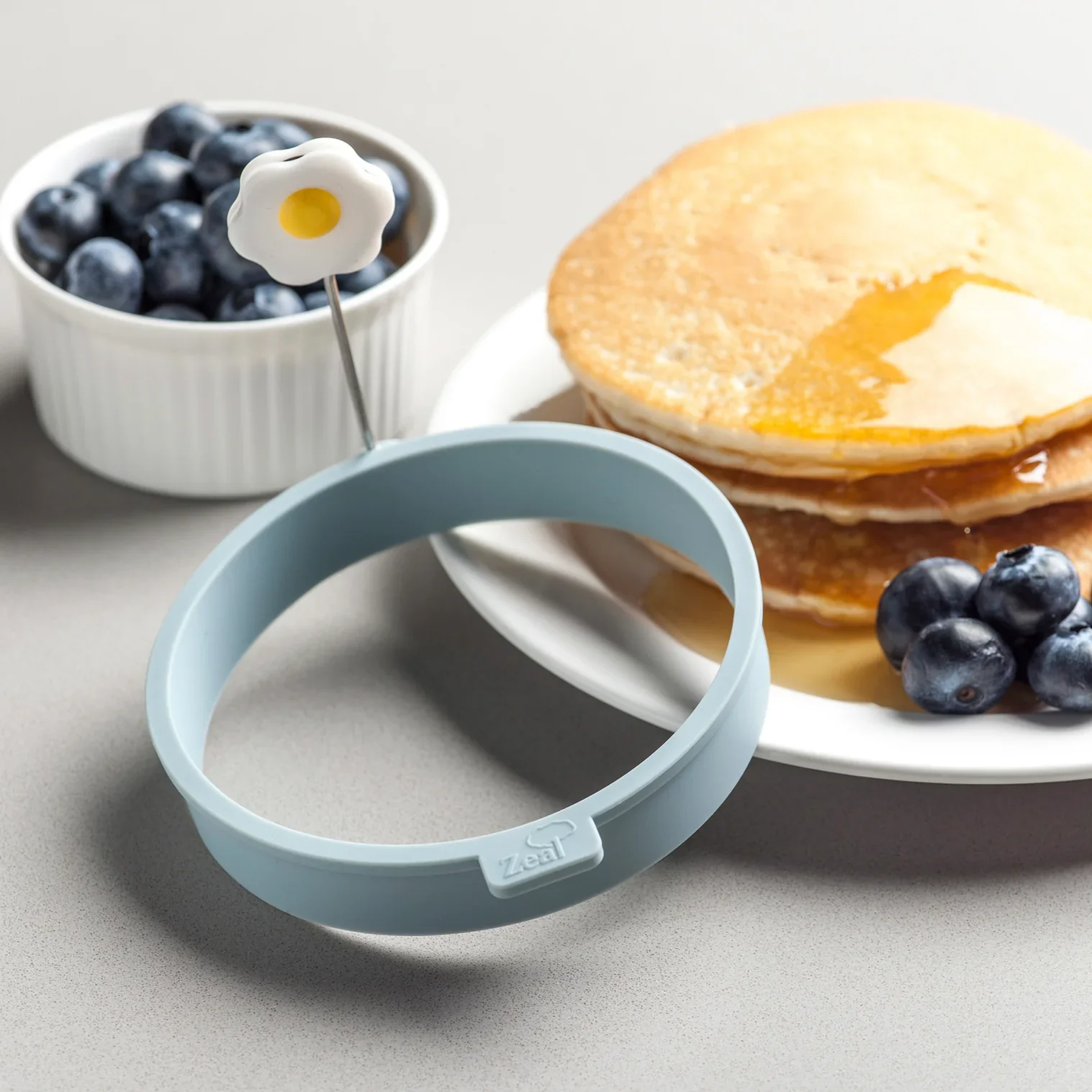 Perfect Eggs Silicone Egg Ring - Image 3