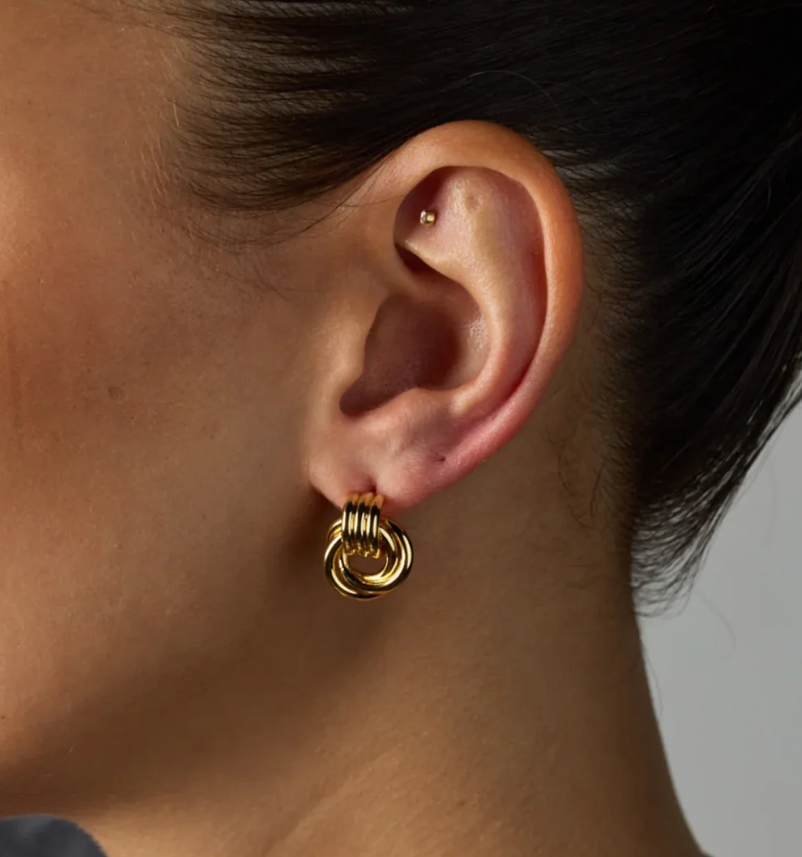 Poppy Essential Earrings - Gold - Image 2