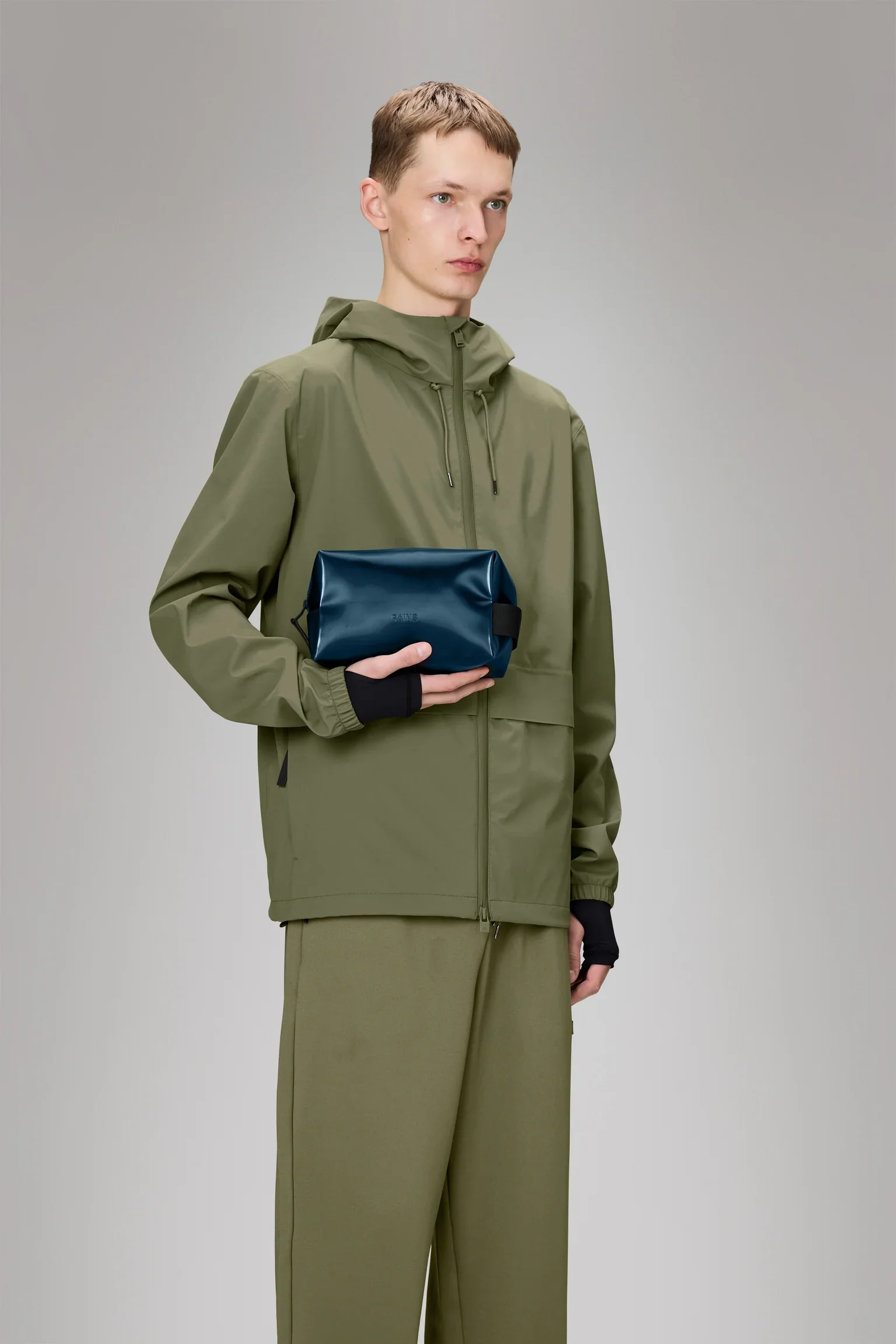 Rains Wash Bag Small W3 - Spill - Image 2