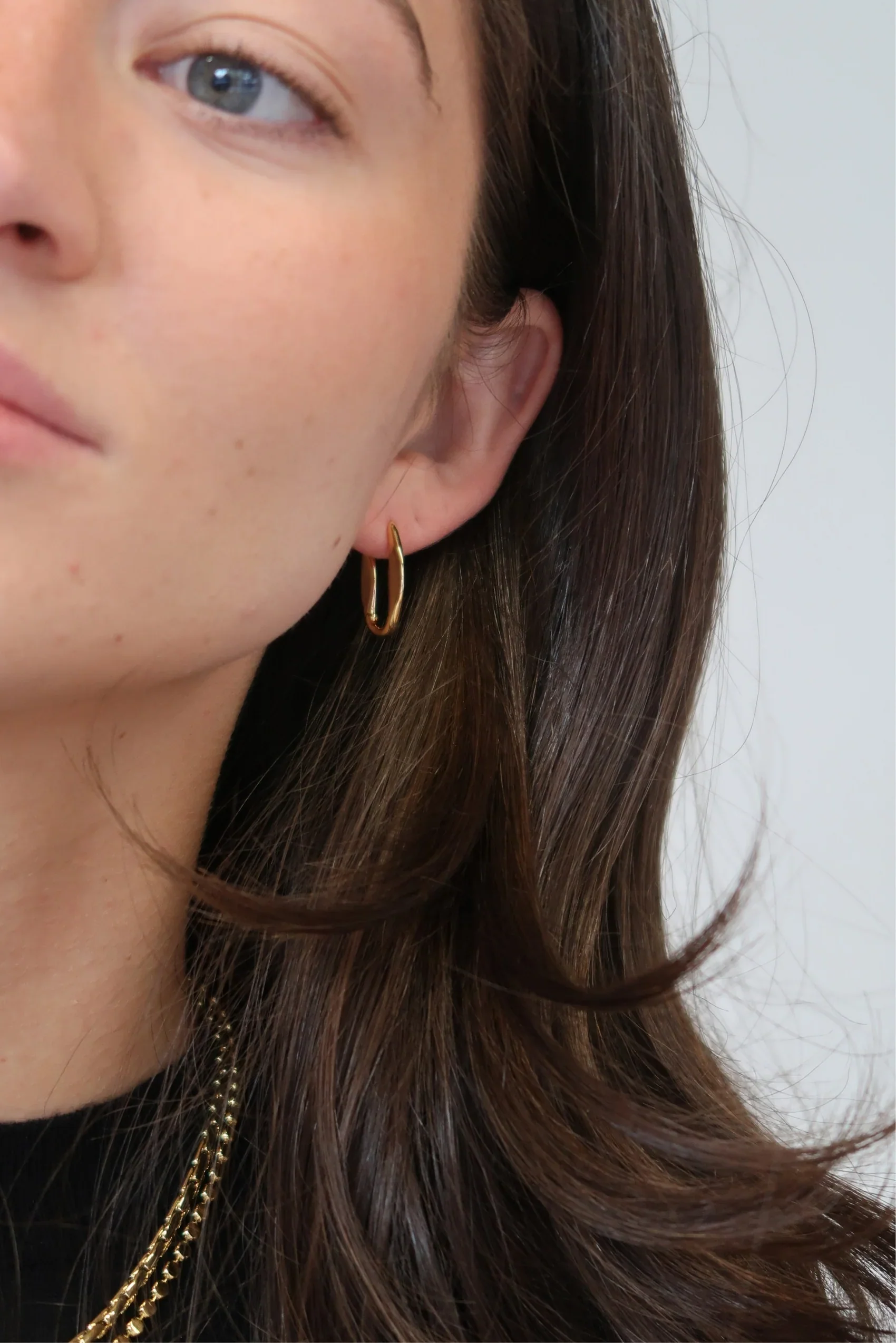 Rose Essential Earrings - Gold - Image 2