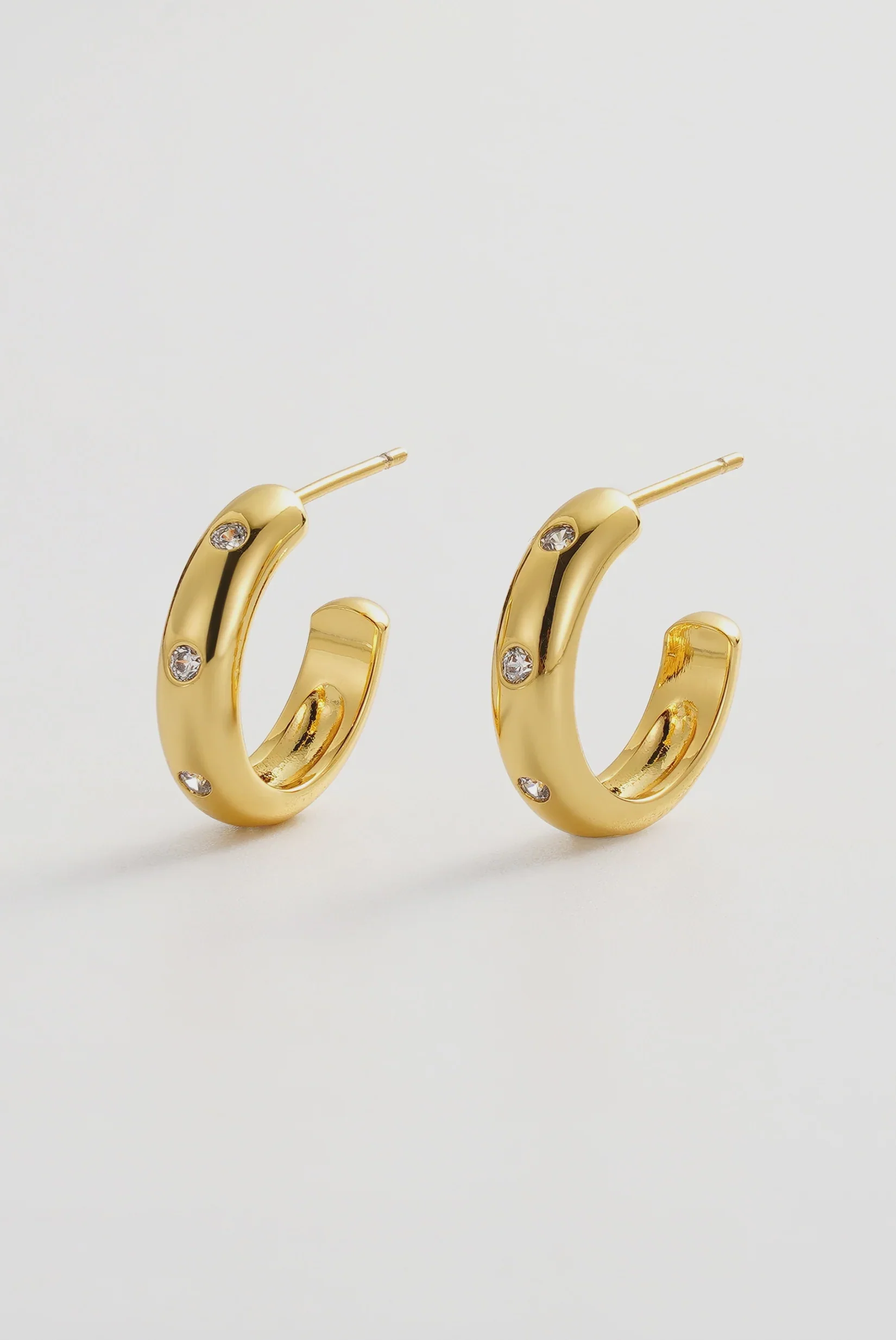 Talia Hoop - Gold