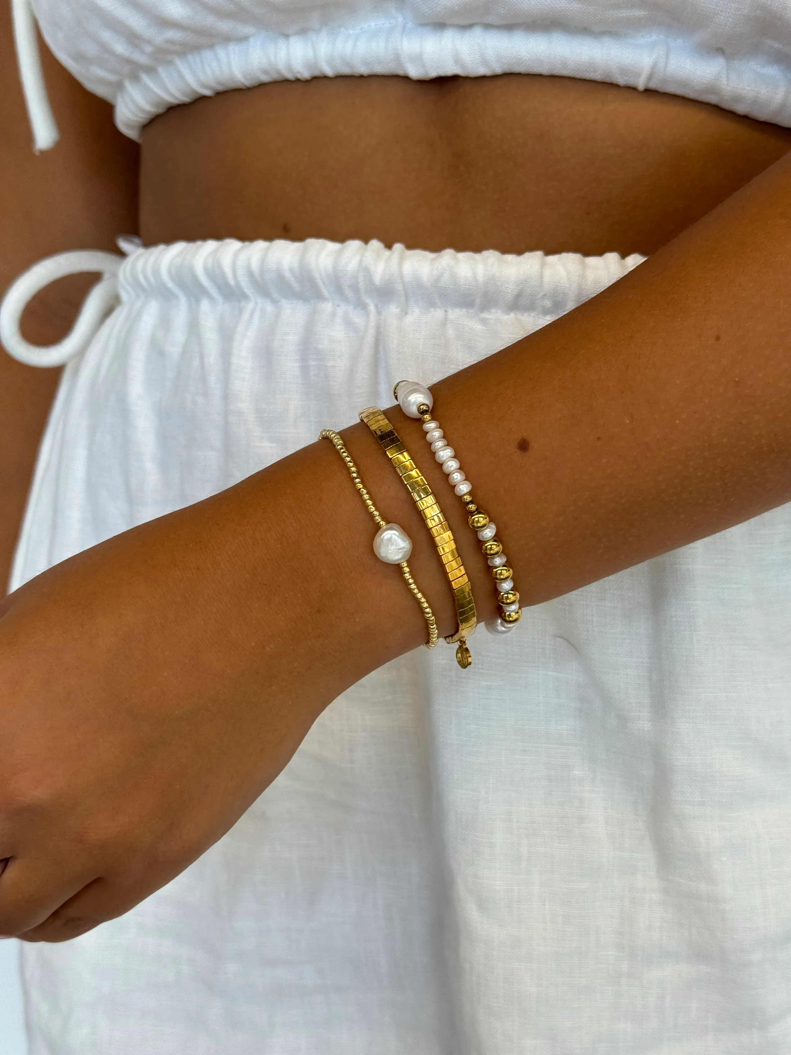 Tile Stretch Bracelet - Gold - Image 2